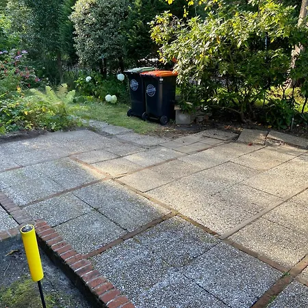 别墅 Bij Bos En Centrum